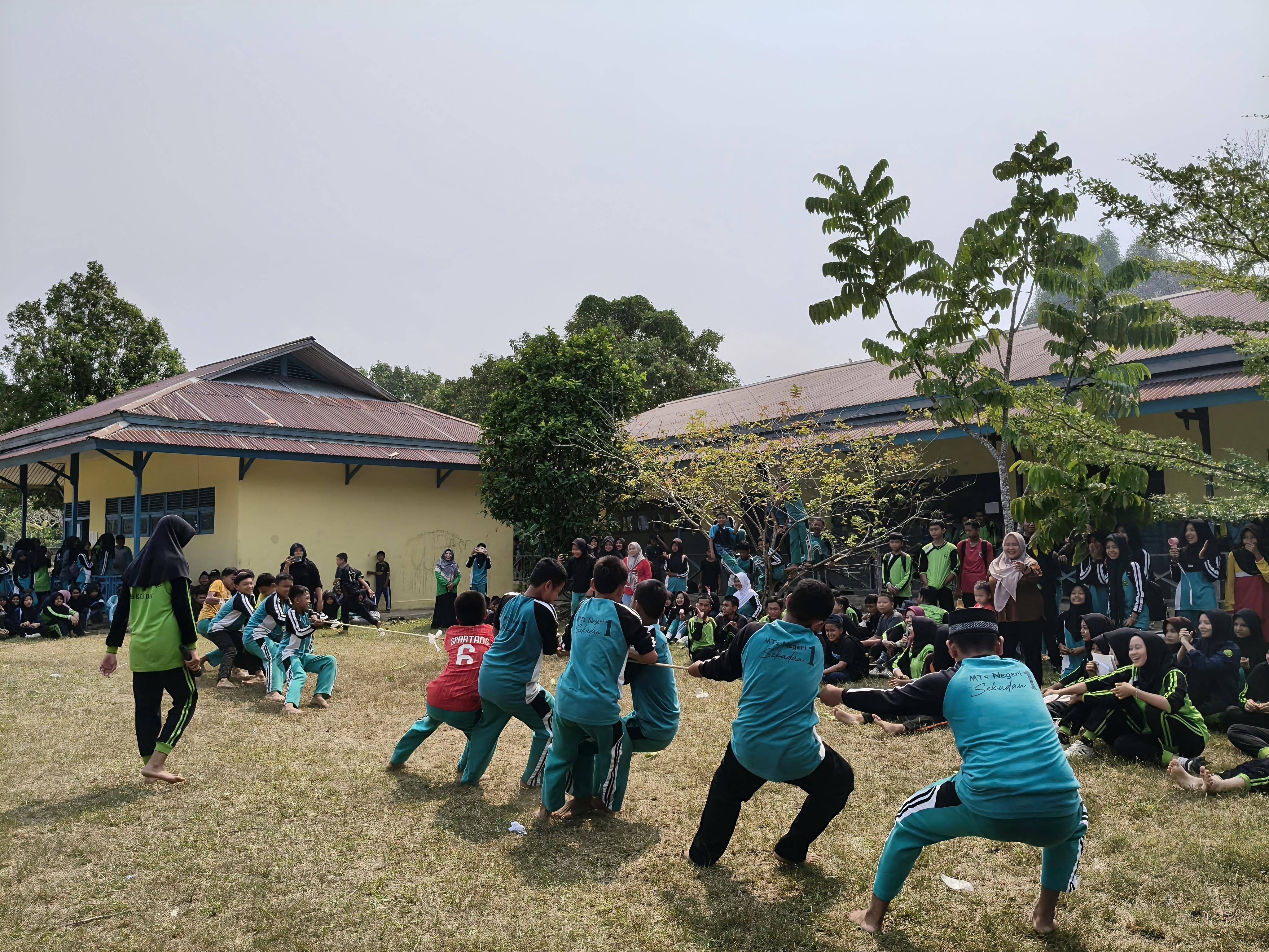 Semarak HUT RI Ke-81 di MTs Negeri 1 Sekadau