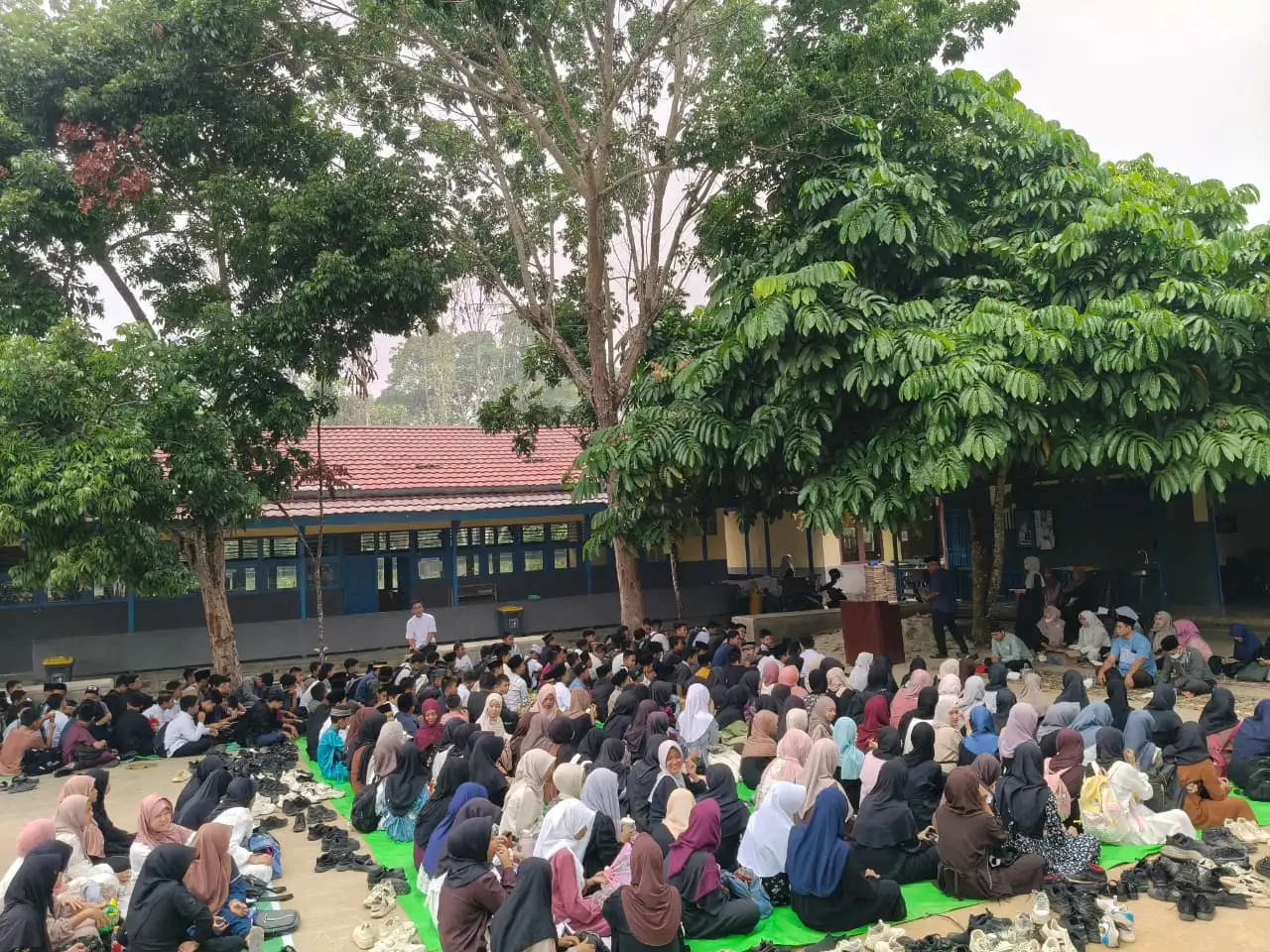 Maulid Nabi 1448 H di MTs Negeri 1 Sekadau, Perkuat Akhlak Murid